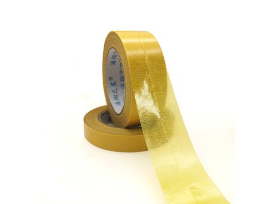 Il doppio del campione libero ha parteggiato nastro senza residui giallo del tappeto per il bordo del tappeto